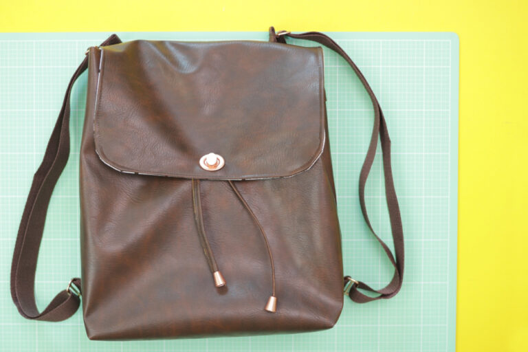 Patron gratuit : Petit sac à dos simili | Snaply Magazine