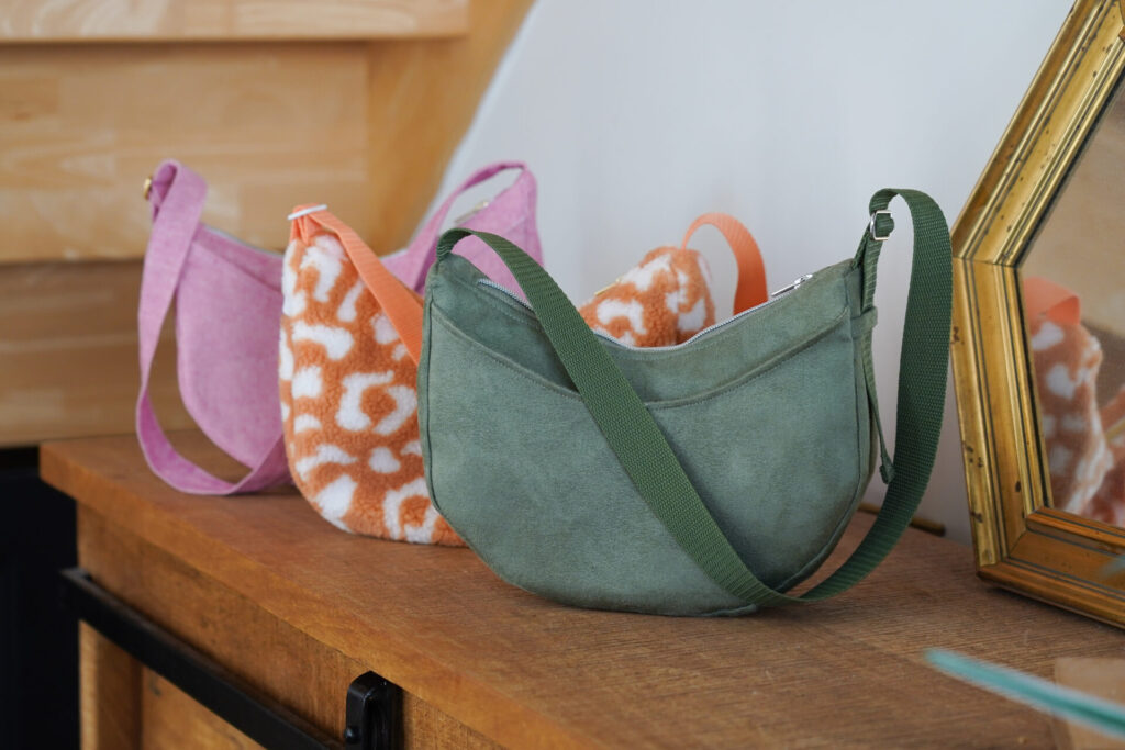 Approvisionnement D'usine Femmes Nylon Hobo Crescent Sacs à Bandoulière Multi-po